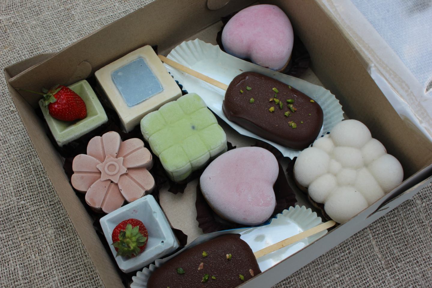 Prăjiturele raw vegane